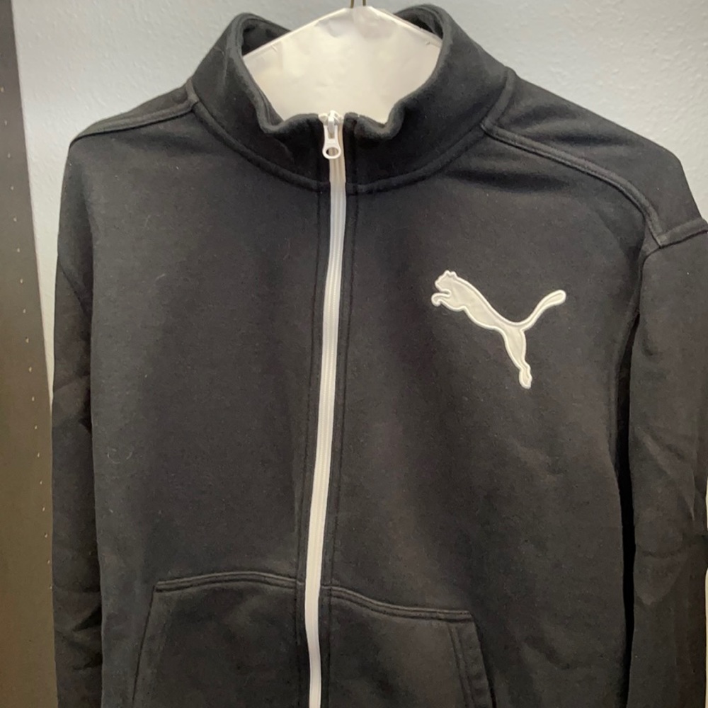 Men’s Black Puma zip-up sweatshirt XL
